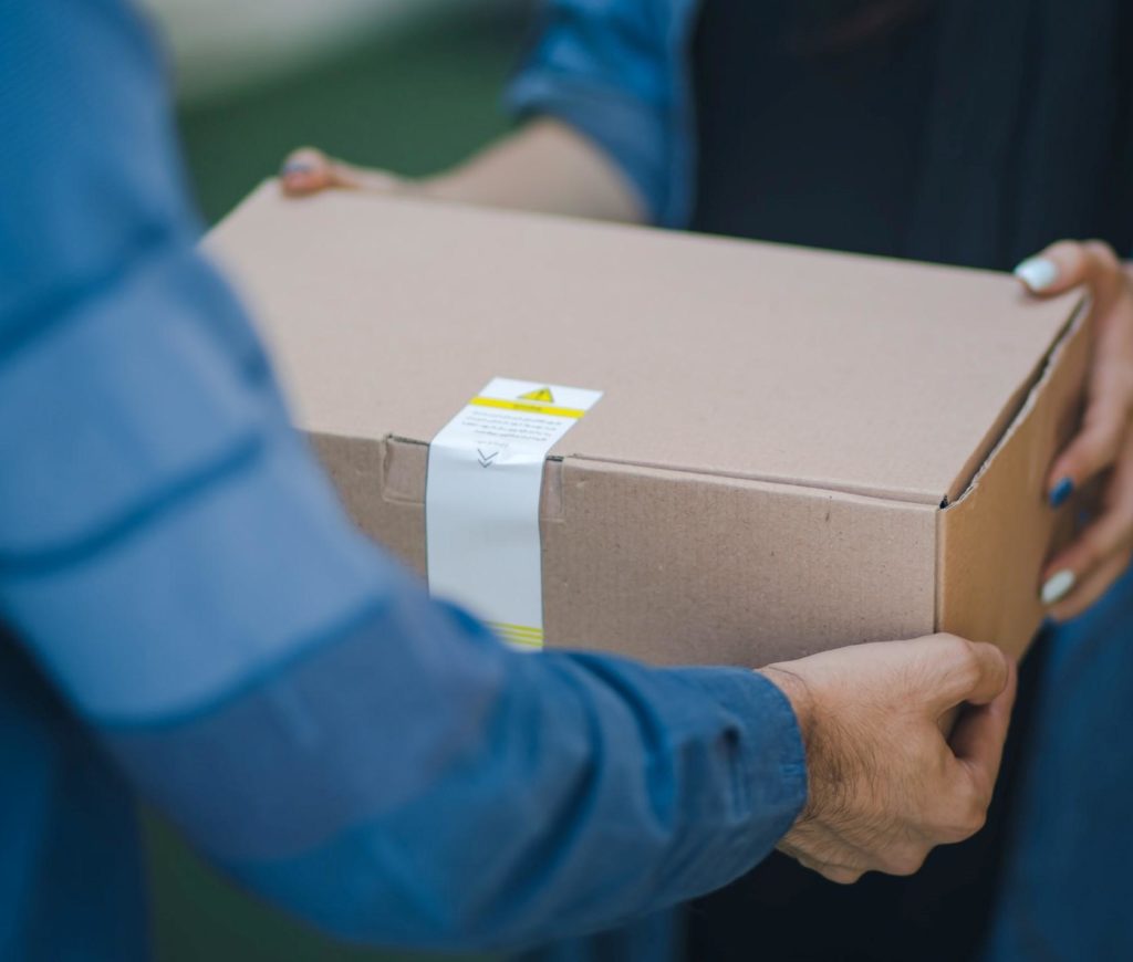 package delivery of a purchase made through ecommerce site